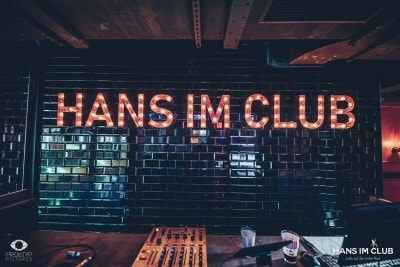 Hans im Club Preview